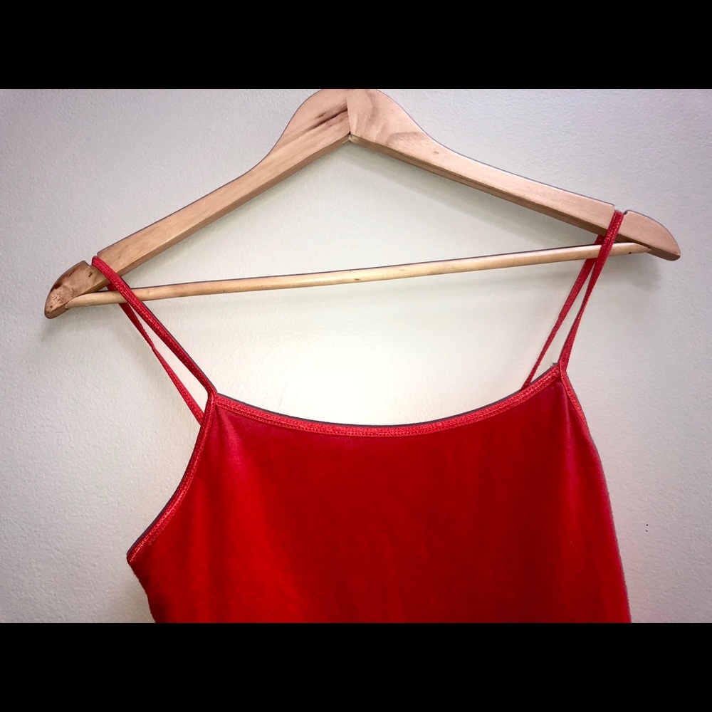 Arizona Jeans Red Tank built in bra shelf - Picture 3 of 8